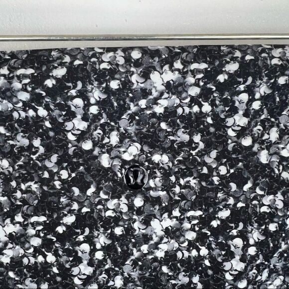 Lululemon Shine Tight Roll Dow Shimmy Shimmer Black White Size 8 - Picture 9 of 9